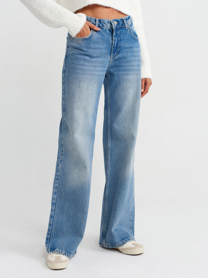 Ellison Mid Rise Wide Leg Jeans