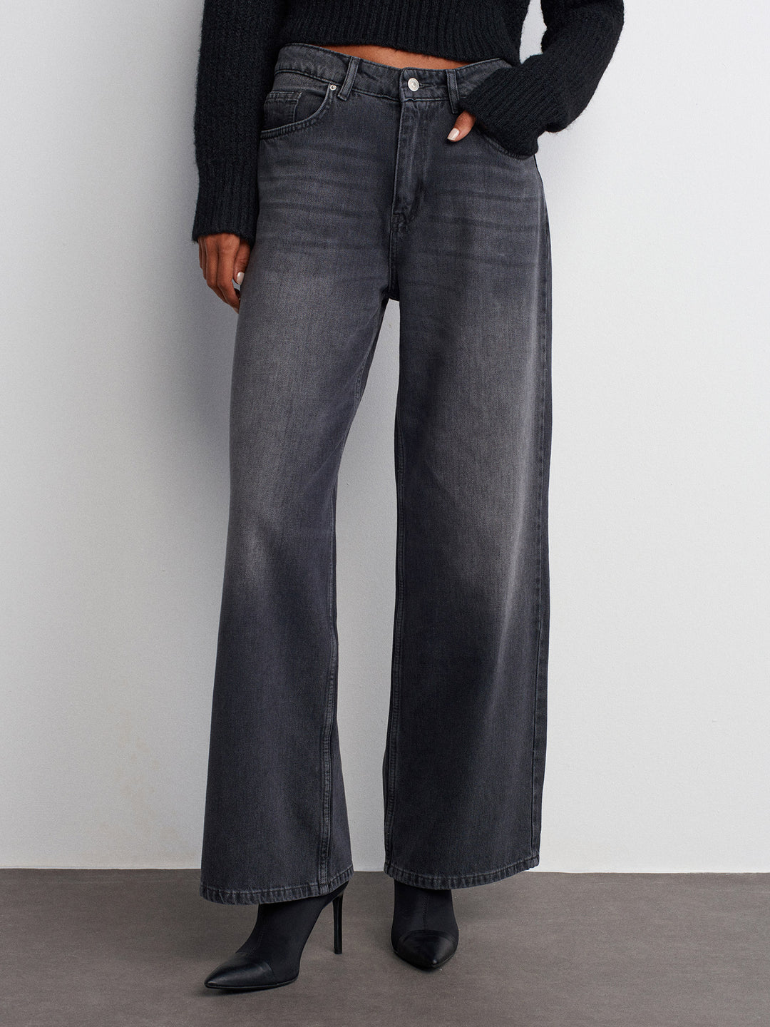 Weekend Plans High Rise Wide Leg Jeans