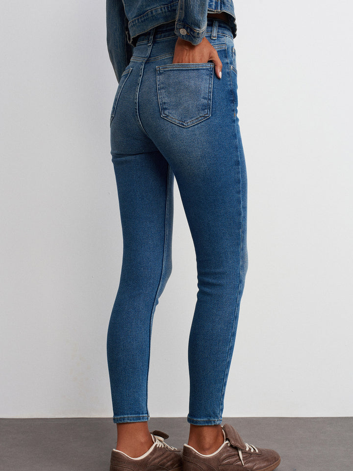 Alba High Rise Skinny Jeans