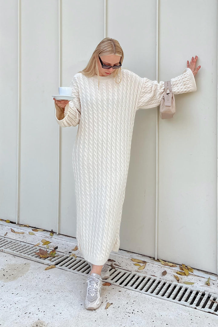 Mollie Chunky Knit Long Dress